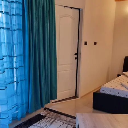 Casuta De Vacanta. Constanţa